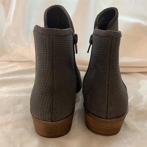 Kenzie Gerona Bootie 8M - Picture 7 of 10
